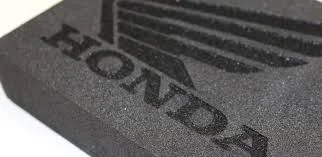Corte de espuma a laser